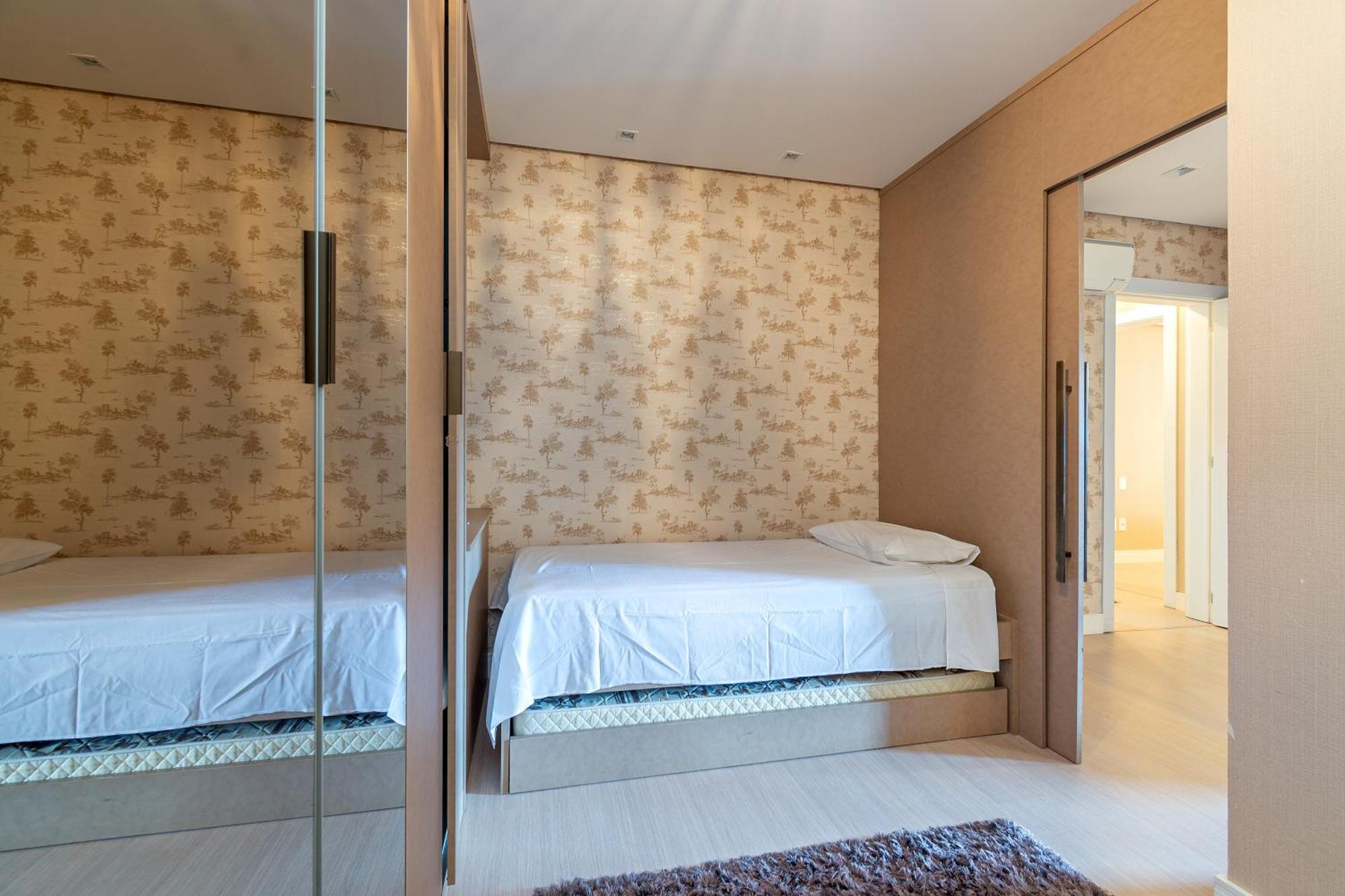 Luxuoso Apartamento Central Para 10 Pessoas Gramado Exterior photo